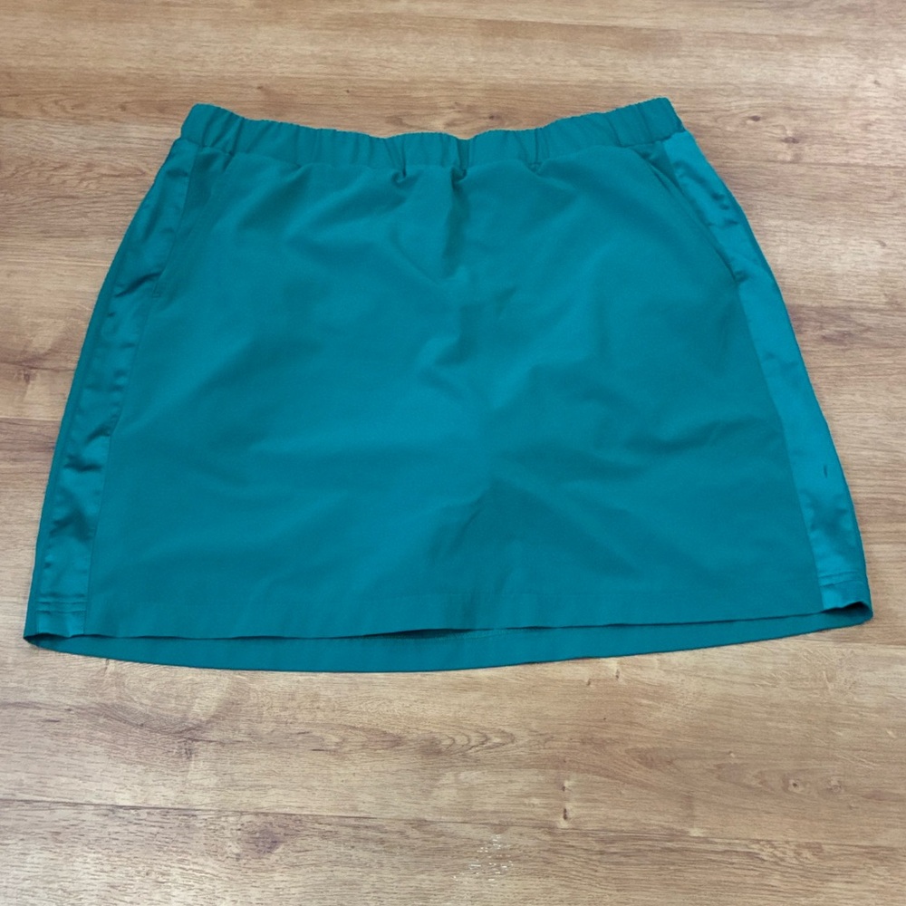 Chico's Zenergy Vibrant Green Skirt NWOT